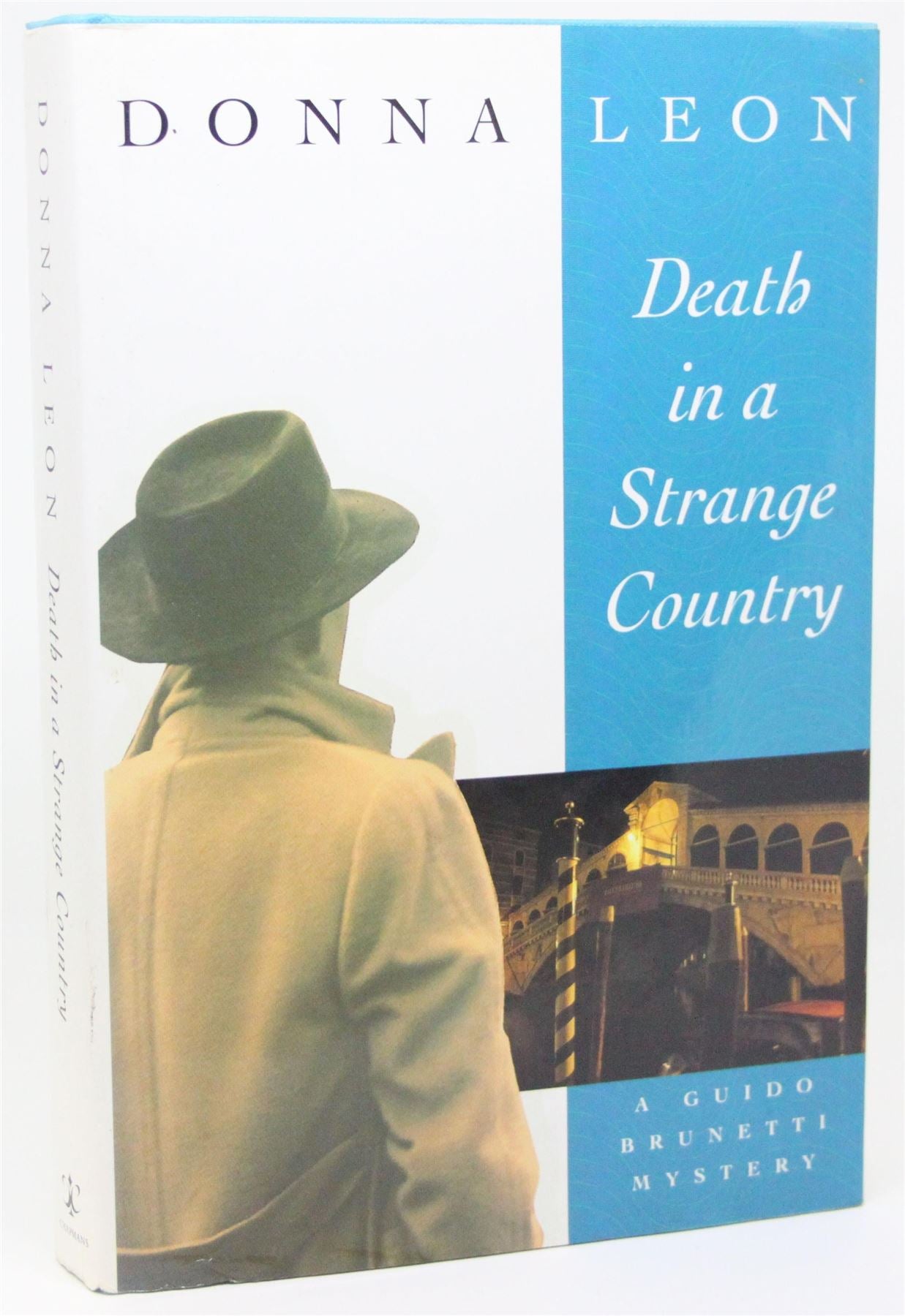 Death in a Strange Country (Brunetti 2)